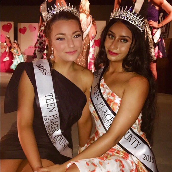 Meet your Posher, Isha - Picture 3 of 6